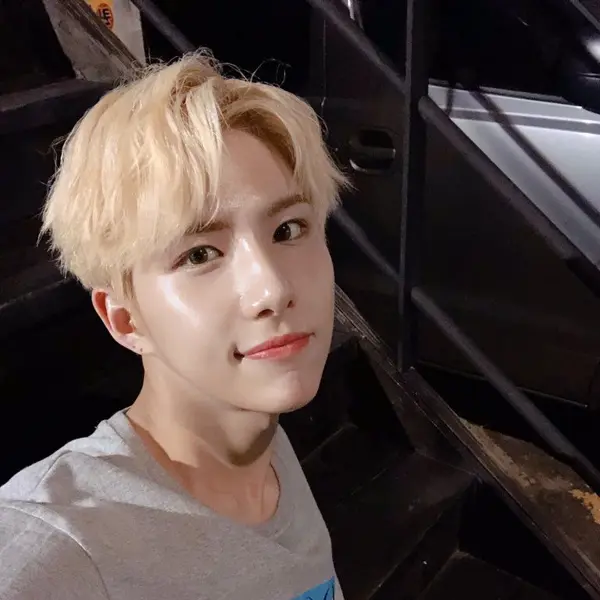 Seyoon gallery image