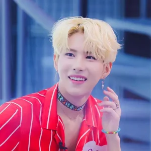 Seyoon gallery image