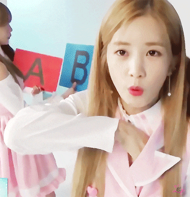 Chorong gif