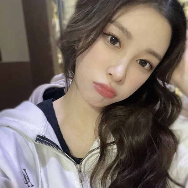 Yunkyoung galerijafbeelding