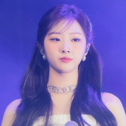 HaSeul gallery image