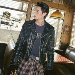 Sunghoon gallery image