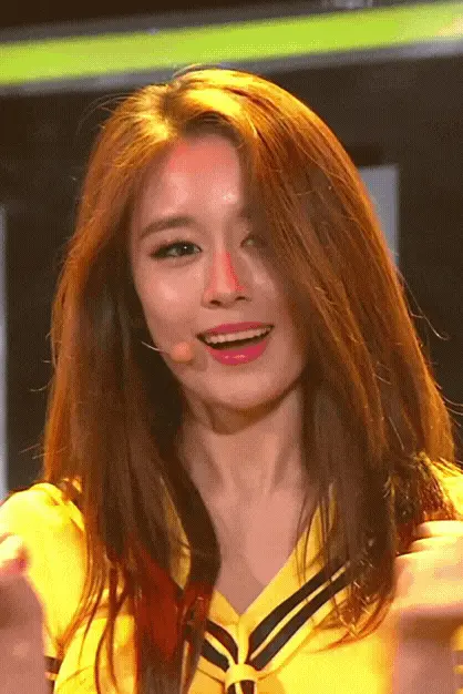 Jiyeon gif