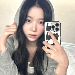 Hong Hyeju gallery image