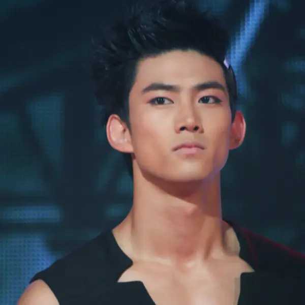 Ok Taecyeon gallery image