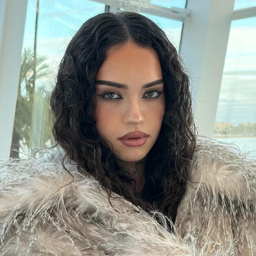 Daniela gallery image