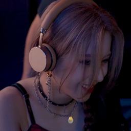 Heejin gallery image