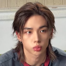 Hyunjin gallery image