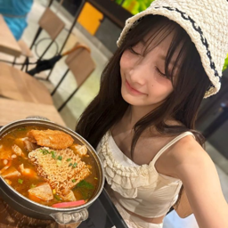 Minseo gallery image