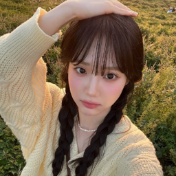 Yoon SeoYeon gallery image