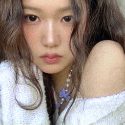 Yoon Jiyoon gallery image