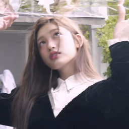 Leeseo gallery image