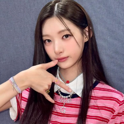 Hyerin gallery image