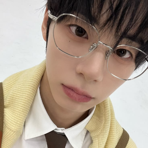 Jeongwoo gallery image