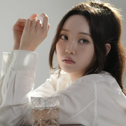 Youngseo gallery image