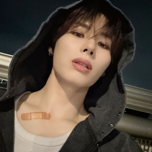 Larawan sa gallery ni Won Hyuk