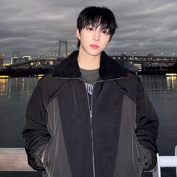 Baek Junhyuk gallery image