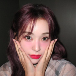 Gahyeon gallery image