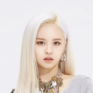 E:U