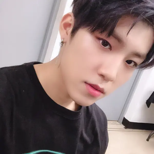 Woojin gallery image