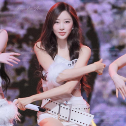 Giselle gallery image