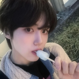 Seongmin gallery image