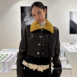 Jennie gallery image