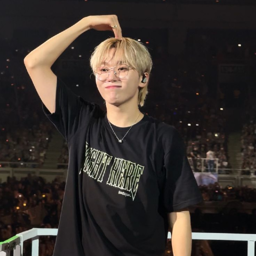 Seungkwan gallery image