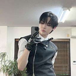 Nicholas gallery image