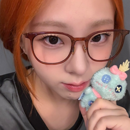 Gambar galeri Chaerin