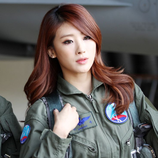 Hyuna gallery image