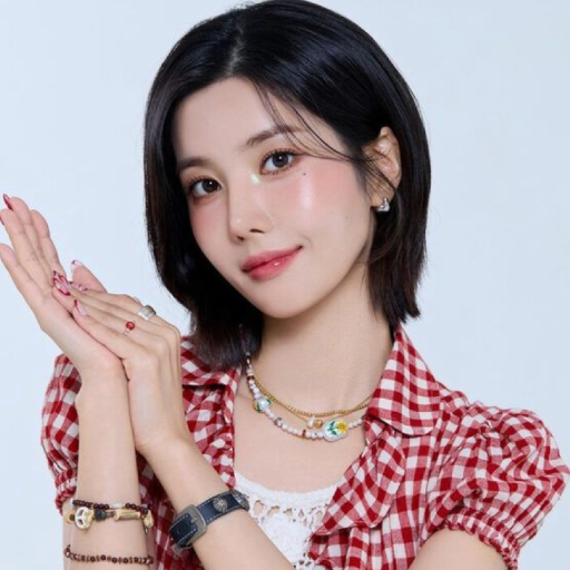 Eunbi gallery image