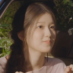 Yoon Jiyoon gallery image