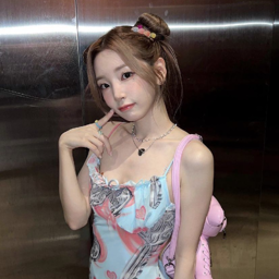 Yeonhee gallery image