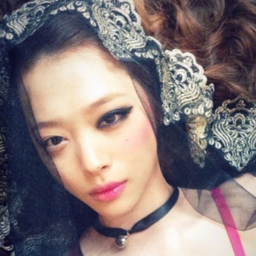 Sulli gallery image