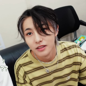 Renjun gallery image