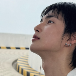 Seunghan gallery image