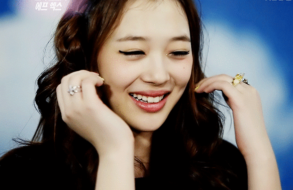 Sulli gif