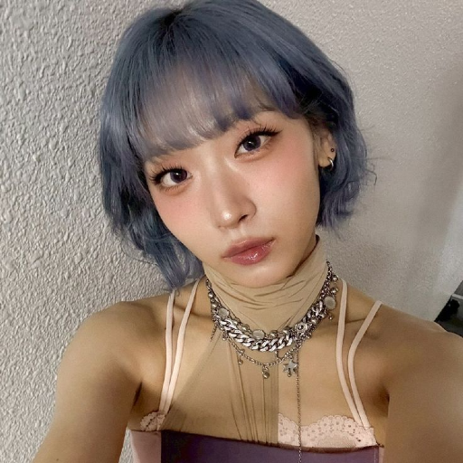 Jisoo gallery image