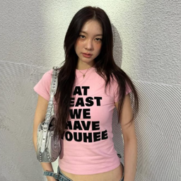 YiYeon gallery image