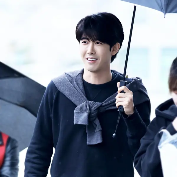 Kwanghee galerijafbeelding