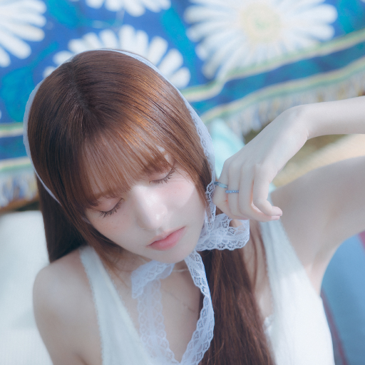 Lily gallery image