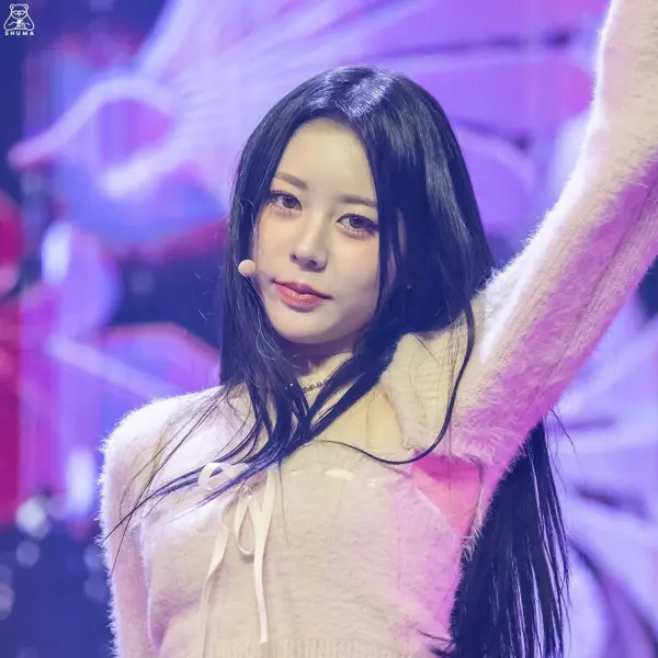 Jeong HyeRin gallery image