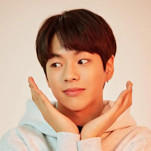 Yoon Jaehyuk gallery image