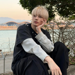 Huening Kai gallery image