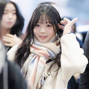 Kim ChaeWon gallery image