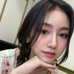 Dahyun gallery image