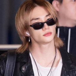 Hyunjin gallery image