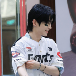 Sungjun gallery image