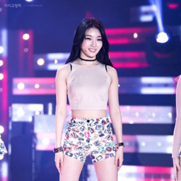 Chungha gallery image